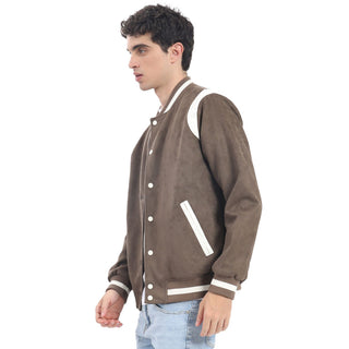 CHAMARRA PARA HOMBRE BOMBER VARSITY SUEDE CON DETALLES PU FOREVER 21