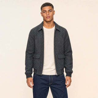 Chamarra Bomber con Bolsillos para Hombre Forever 21 #color_gris-oscuro