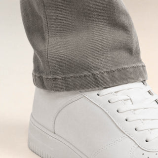 Pantalon Straight de Mezclilla Stretch para Hombre Forever 21 #color_gris
