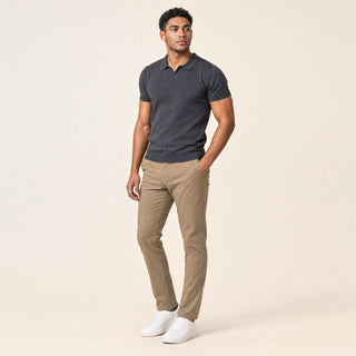Polo Slim de Cuello Abierto para Hombre Forever 21 #color_gris