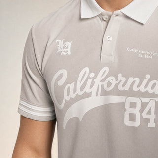 Polo con Estampado Varsity para Hombre Forever 21 #color_beige