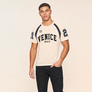Playera Raglan con Estampado para Hombre Forever 21 #color_hueso