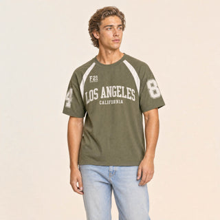 Playera Raglan con Estampado para Hombre Forever 21 #color_olivo