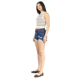 Short Denim con Daño y Ruedo Deshilachado