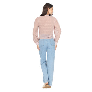 Blusa semitransparente de puntos con cuello alto