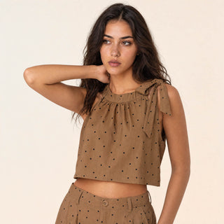 Blusa Crop con Nudo al Hombro para Mujer Forever 21 #color_café