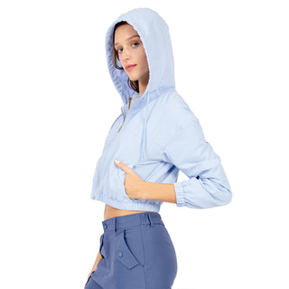 CHAMARRA WINDBREAKER CON MALLA INTERIOR Y CIERRE FRONTAL