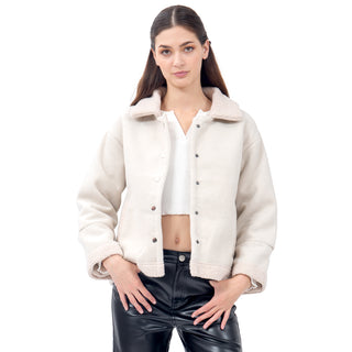 CHAMARRA PARA MUJER SUEDE SHERPA WITH BUTTONS FOREVER 21