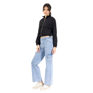 Chamarra Crop  Rompevientos Con Bolsas Cargo Al Frente