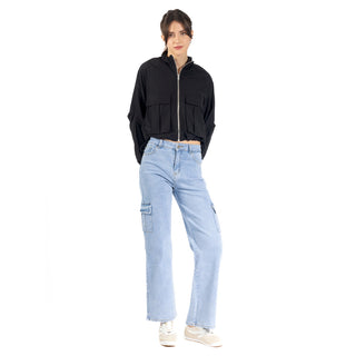 Chamarra Crop  Rompevientos Con Bolsas Cargo Al Frente