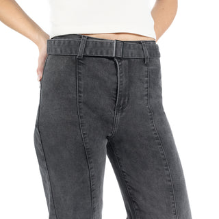 Jeans Straight Fit con Cinturón de Tela