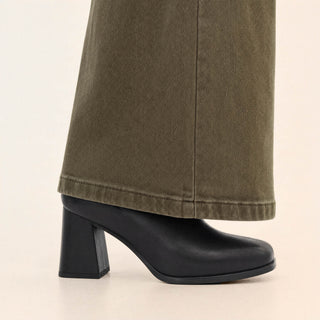 Jeans Flare de Tiro Alto para Mujer Forever 21 #color_café