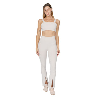Pantalón Flare de cintura alta con split