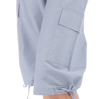BREEZY SUMMER CAPRI PANTS WITH CARGO POCKETS