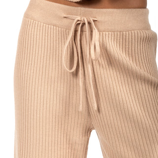 Pantalón knit wide leg con jareta y textura acanalada