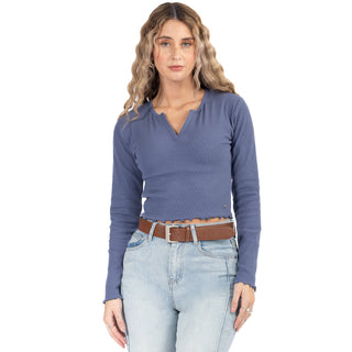 Playera Slim Fit Crop Cuello V