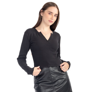 Playera Slim Fit Crop Cuello V