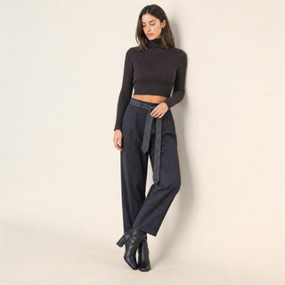 Playera Cropped Cuello Alto para Mujer Forever 21 #color_café