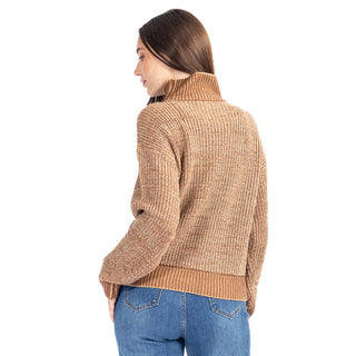 Suéter cuello alto con manga larga y puño ajustado