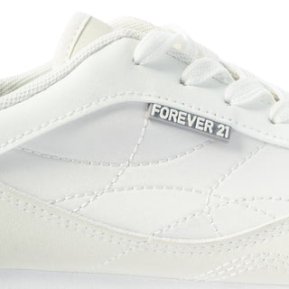 Tenis Lisos con Costuras Decorativas
