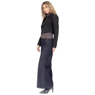Saco Blazer Crop con Botón Único Al Frente