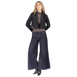 Saco Blazer Crop con Botón Único Al Frente