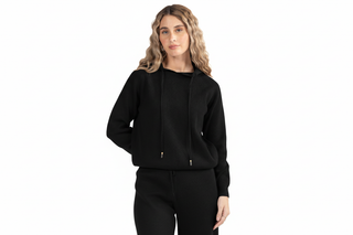 Suéter y pantalón negro vista 2